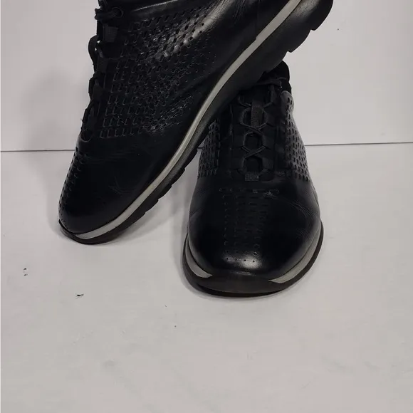 ZEGNA SPORT Black Men's Shoes size 8 pre owned good condition