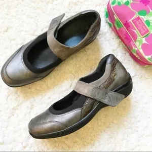 Ziera Janis Pewter Brown Leather Mary Janes Sz 42