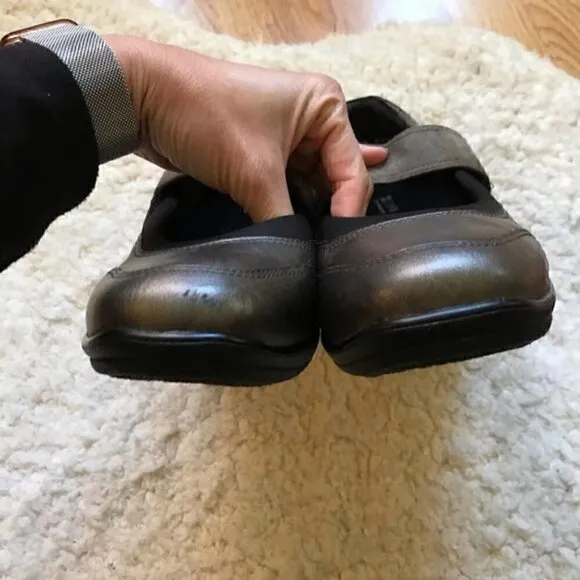 Ziera Janis Pewter Brown Leather Mary Janes Sz 42