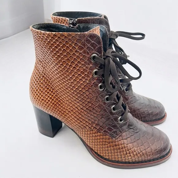 Zinda Snake Skin Leather Booties Sz 36 NWT